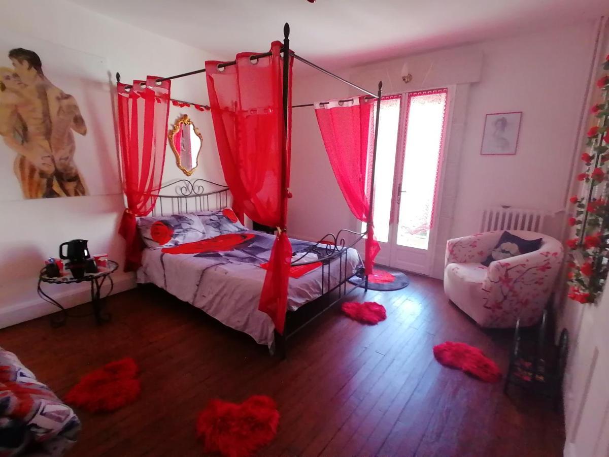 Chambres D Hotes Le Labyrinthe Du Peintre Bransat Екстериор снимка