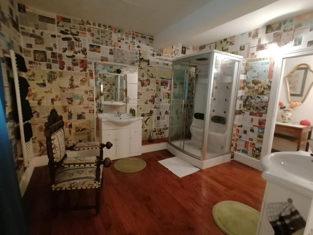 Chambres D Hotes Le Labyrinthe Du Peintre Bransat Екстериор снимка